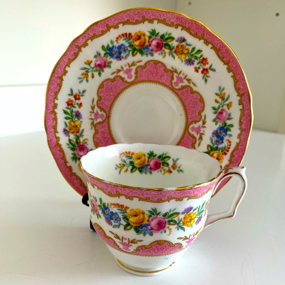 Rare Vtg Crown Staffordshire Bone China Teacup and Saucer Pink and Floral Sprays - Picture 1 of 8